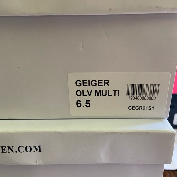 Steve Madden Geiger Lace up combat boots camo - Picture 5 of 5